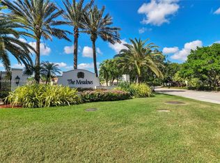 1418 Meadows Blvd, Weston, FL 33327