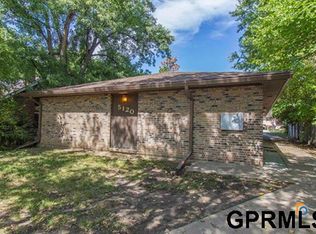 5120 Leighton Ave, Lincoln, NE 68504