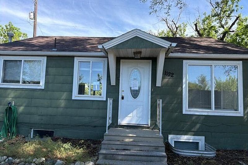 1st image of 1122 Bench Blvd