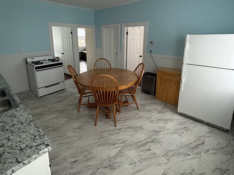 2 Chilton St #1 — Photo 3