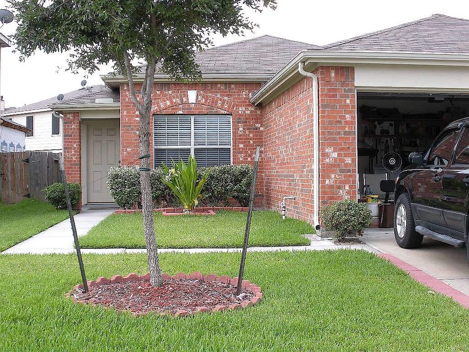 1st image of 15511 Miller House Ln