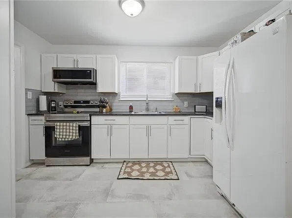 1036 Willingham St, Norfolk, VA 23505