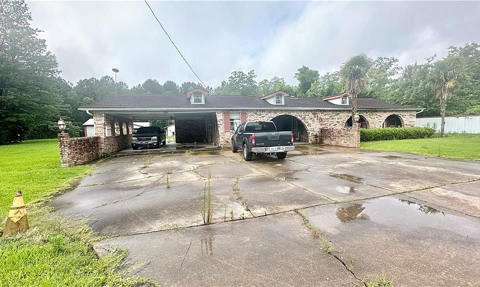 1st image of 910 Highway 1194