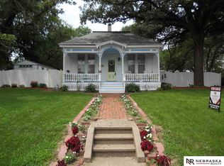904 S 9th St, Plattsmouth, NE 68048