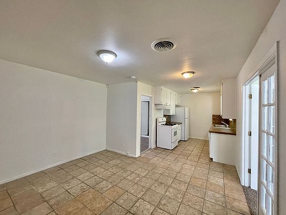 5th image of 1520 Ferndale Dr
