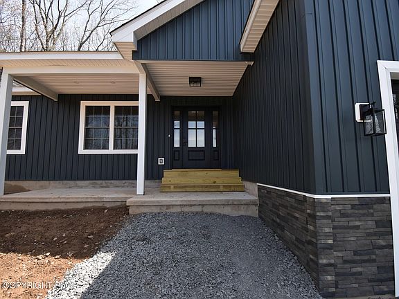3rd image of 12415 Mountain Laurel Dr
