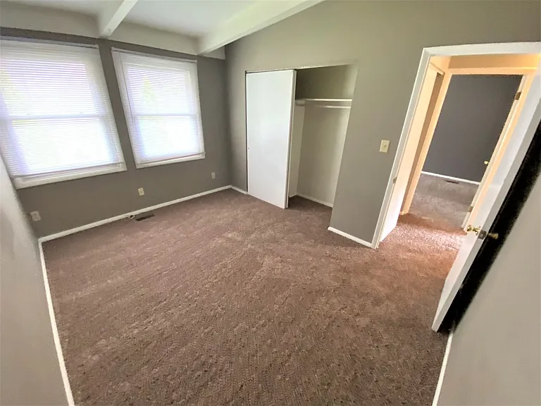 2443 Edgevale Rd — Photo 25
