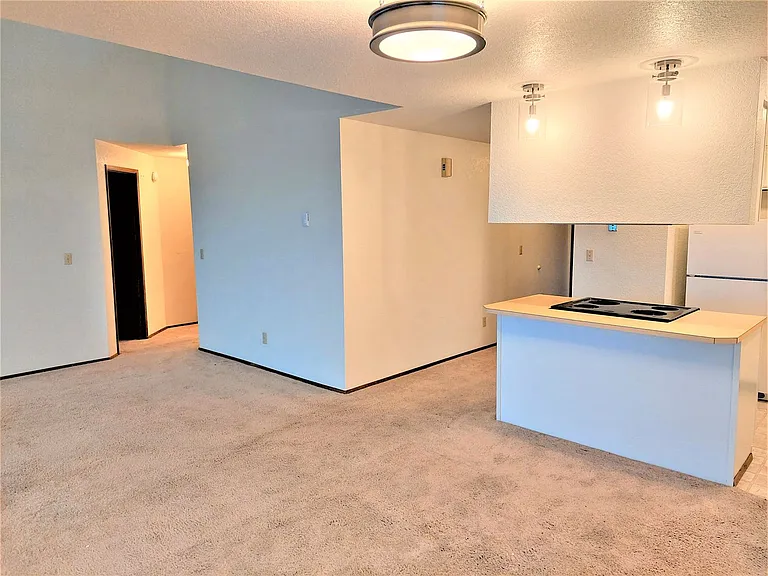 811 North Garden Street — Photo 3