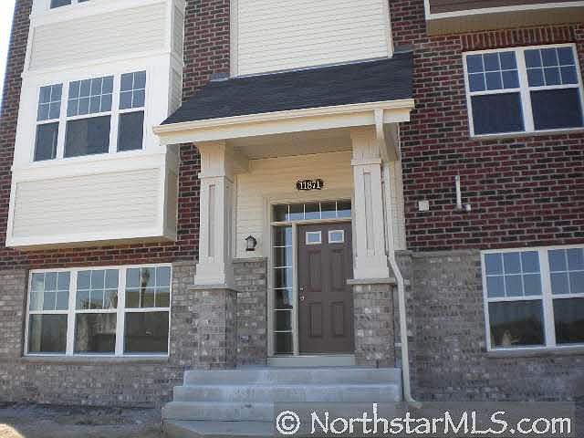 1st image of 11876 Emery Village Drive N