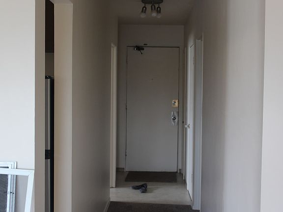4th image of 10123 104th Ave #20