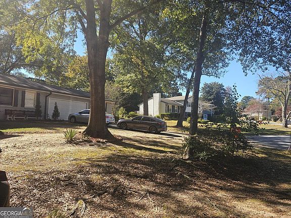 2nd image of 2835 Randy Ct