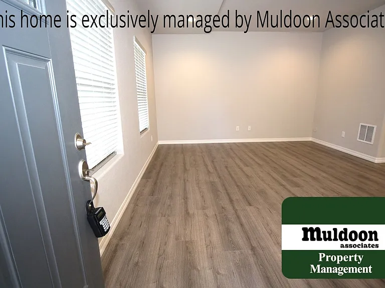 7525 Mount Elbert Point — Photo 2