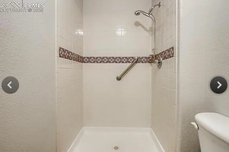 6976 Ketchum Dr — Photo 23