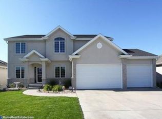 5929 Chatsworth Ln, Lincoln, NE 68516