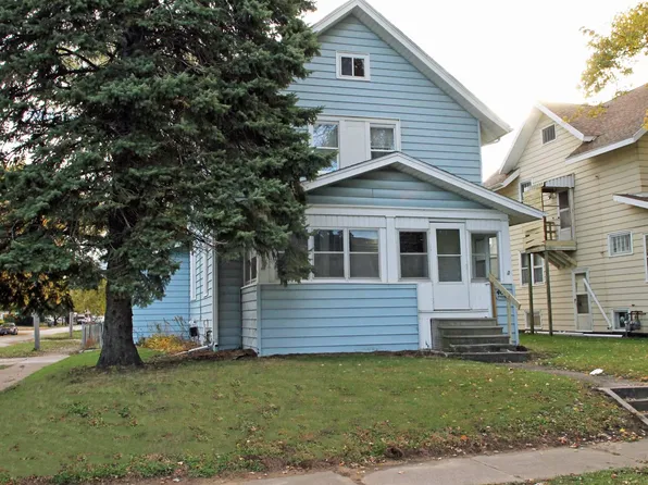 403 Belmont Ave, Waterloo, IA 50701