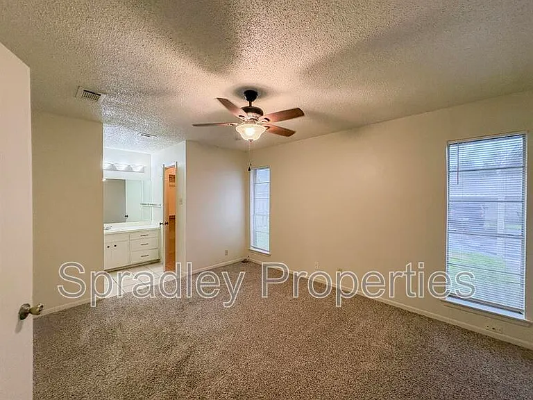 405A Cheyenne Dr — Photo 8
