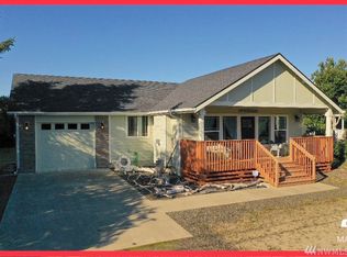 393 S Razor Clam Dr SW, Ocean Shores, WA 98569