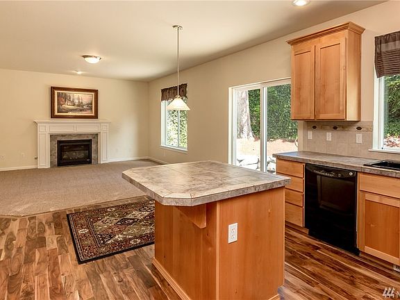 4th image of 12415 130th Avenue Ct E