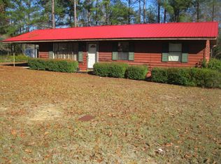 901 Village Cir, Dublin, GA 31021