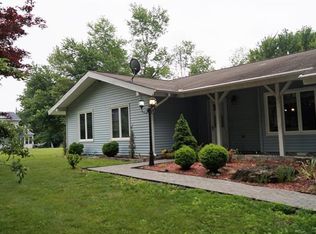 316 River Rd N, Wappingers Falls, NY 12590