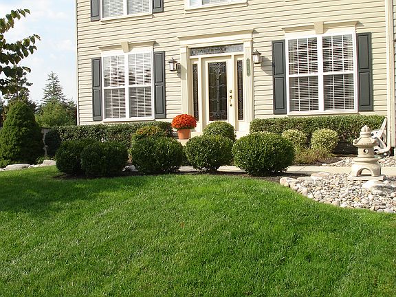 3rd image of 316 Fairfield Dr
