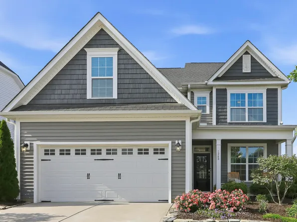 1248 Valley Dale Dr, Fuquay Varina, NC 27526