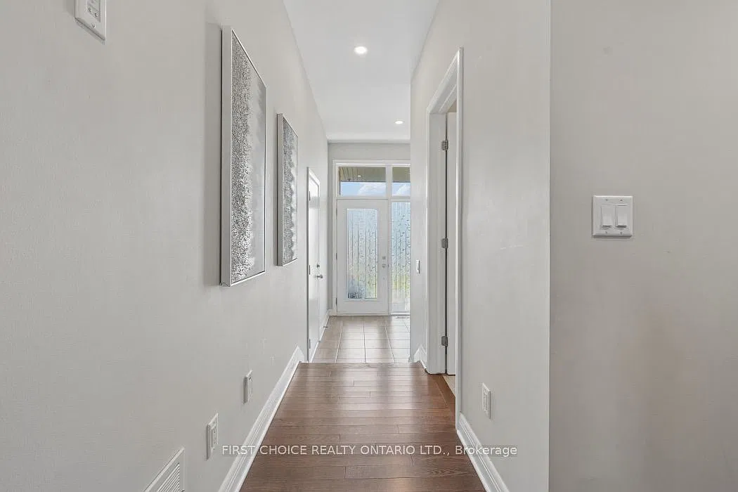 3 bed, $3,495 — Photo 4
