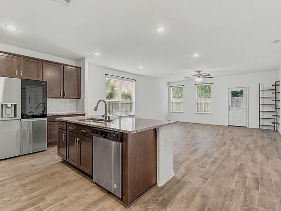 2nd image of 14449 Sunny Bend Way