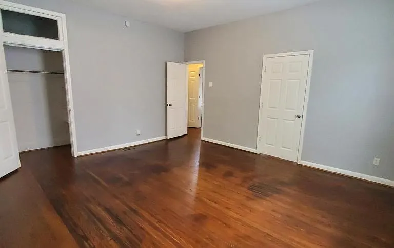 4135 S Compton Ave — Photo 17
