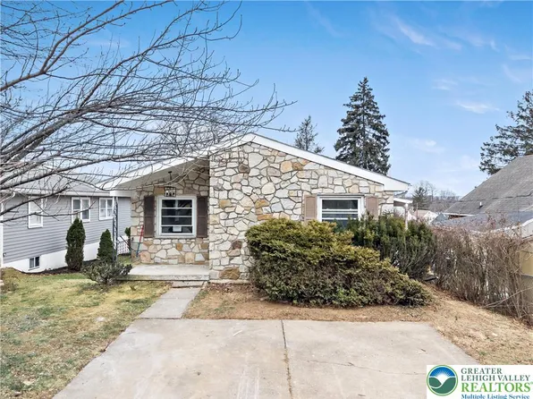 1043 W Erie St, Allentown, PA 18103