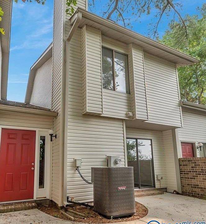 1st image of 505 Julia St NW #505