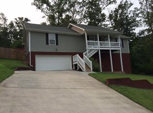 176 Mapleton Ridge Dr NW, Cleveland, TN 37312