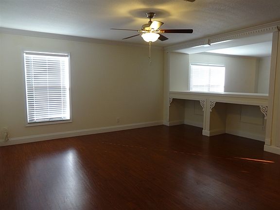 5th image of 2098 SW Grant Ave