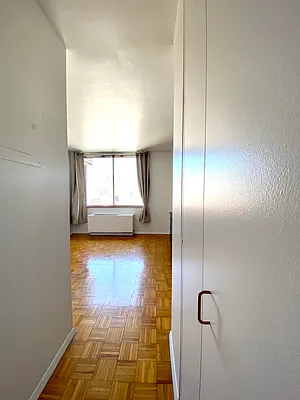 Rented by Direct Properties New York | media 77