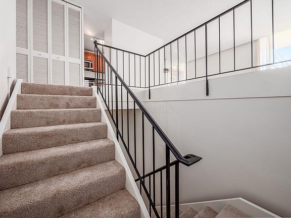 3rd image of 1000 Urlin Ave APT 211