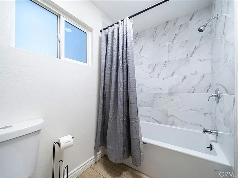 11945 Bornite Ave — Photo 17