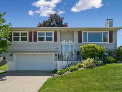 1565 McGowan Blvd, Marion, IA, 52302