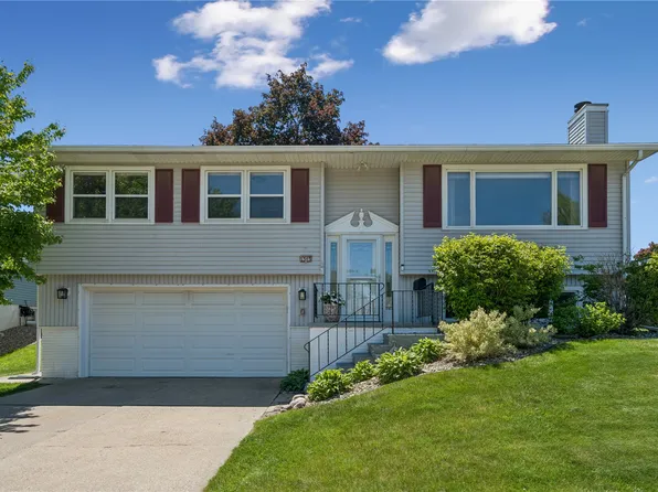 1565 McGowan Blvd, Marion, IA 52302