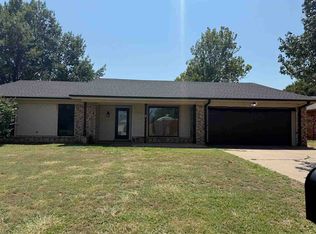 7708 SW Delta Ave, Lawton, OK 73505