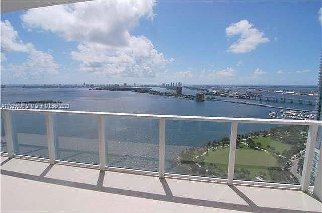 1st image of 2020 N Bayshore Dr APT 1503