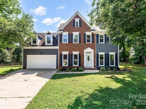 1581 Bluff Ct, Rock Hill, SC 29732