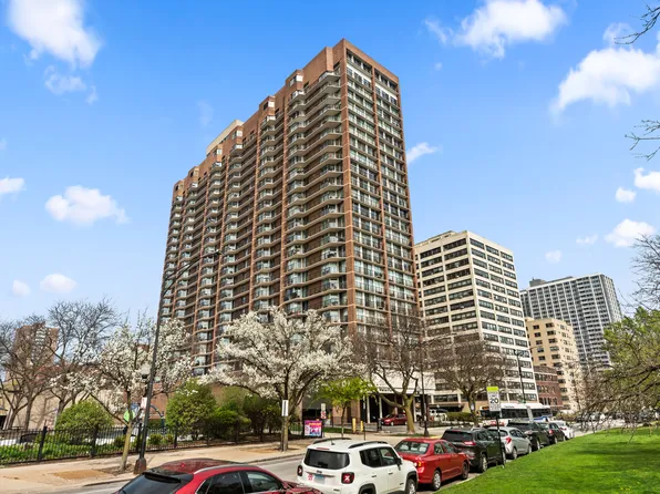 4170 N Marine Dr APT 6L, Chicago, IL 60613