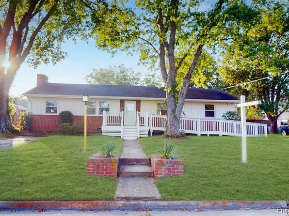 206 Kingwood Dr, Newport News, VA 23601