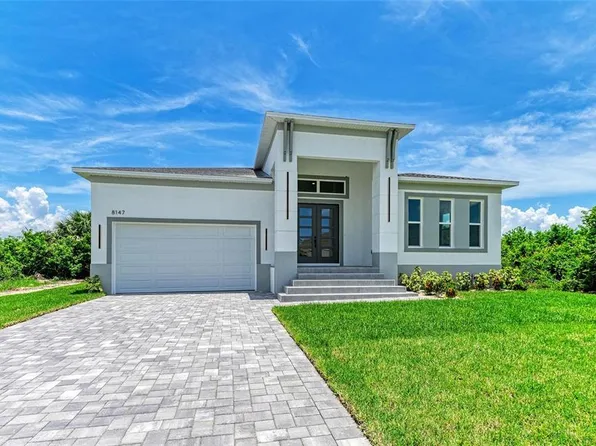 8147 Tracy Cir, Port Charlotte, FL 33981