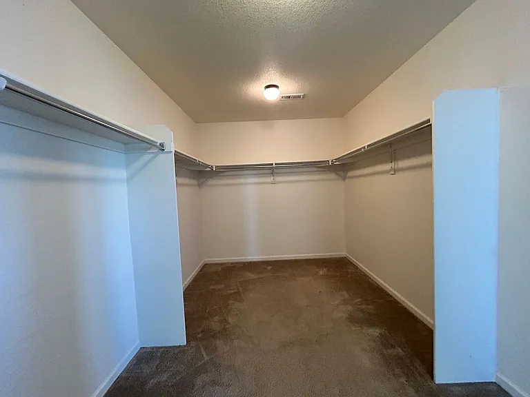 502 W 169th Pl — Photo 23