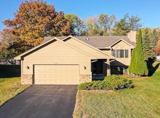 3785 Wescott Hills Dr, Eagan, MN 55123