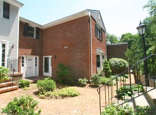 3949 Park Ave, Fairfield, CT 06825