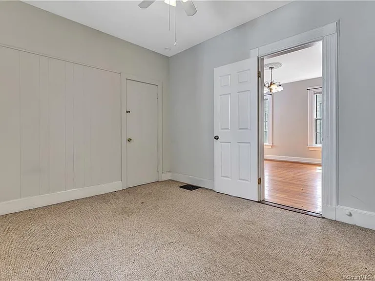 28 Edwards St #2 — Photo 17