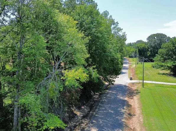 308 Dogwood Rd, Byhalia, MS 38611