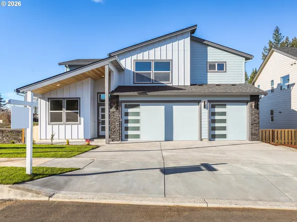 2006 E Badger Way #2, Lacenter, WA 98629